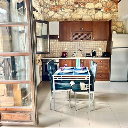 Гостьовий будинок Boutique Stone House Псакудія Екстер'єр фото